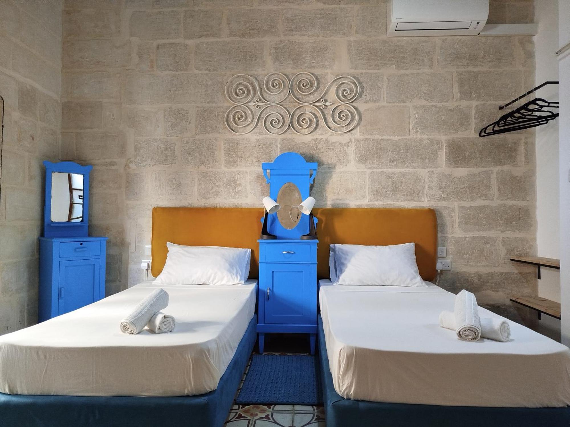 Limestone Sun Suites 斯利马 客房 照片