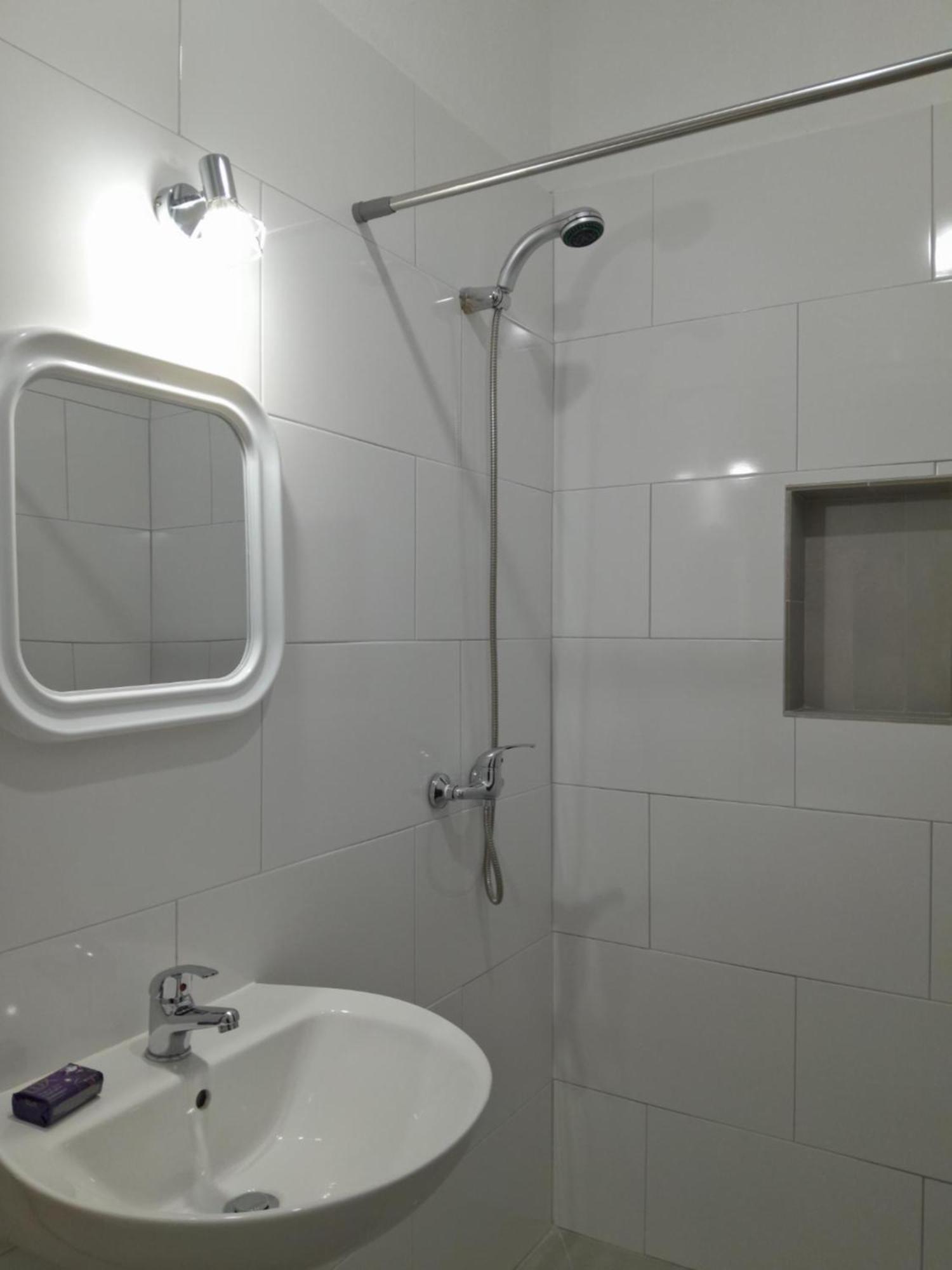 Limestone Sun Suites 斯利马 外观 照片