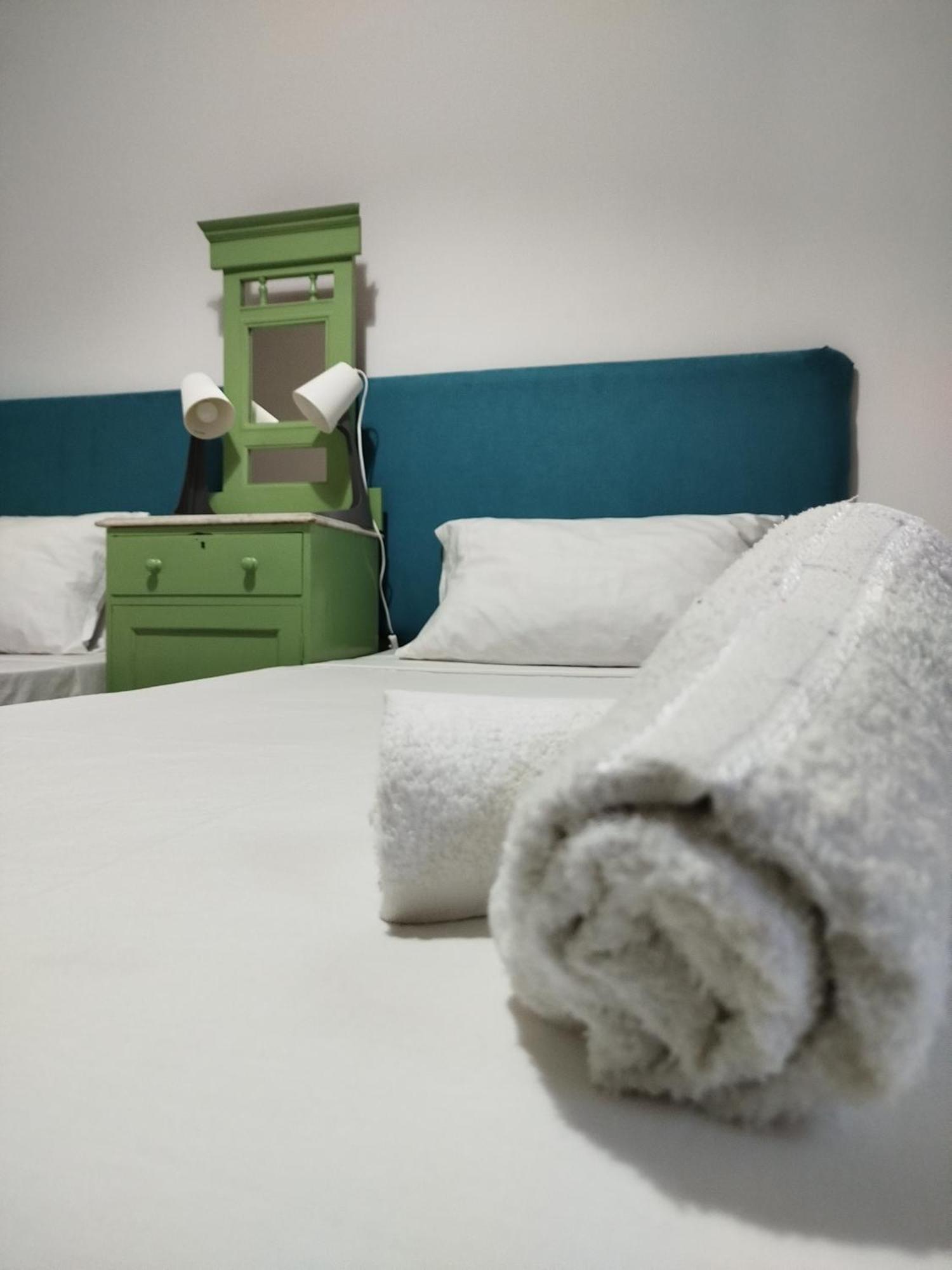 Limestone Sun Suites 斯利马 客房 照片