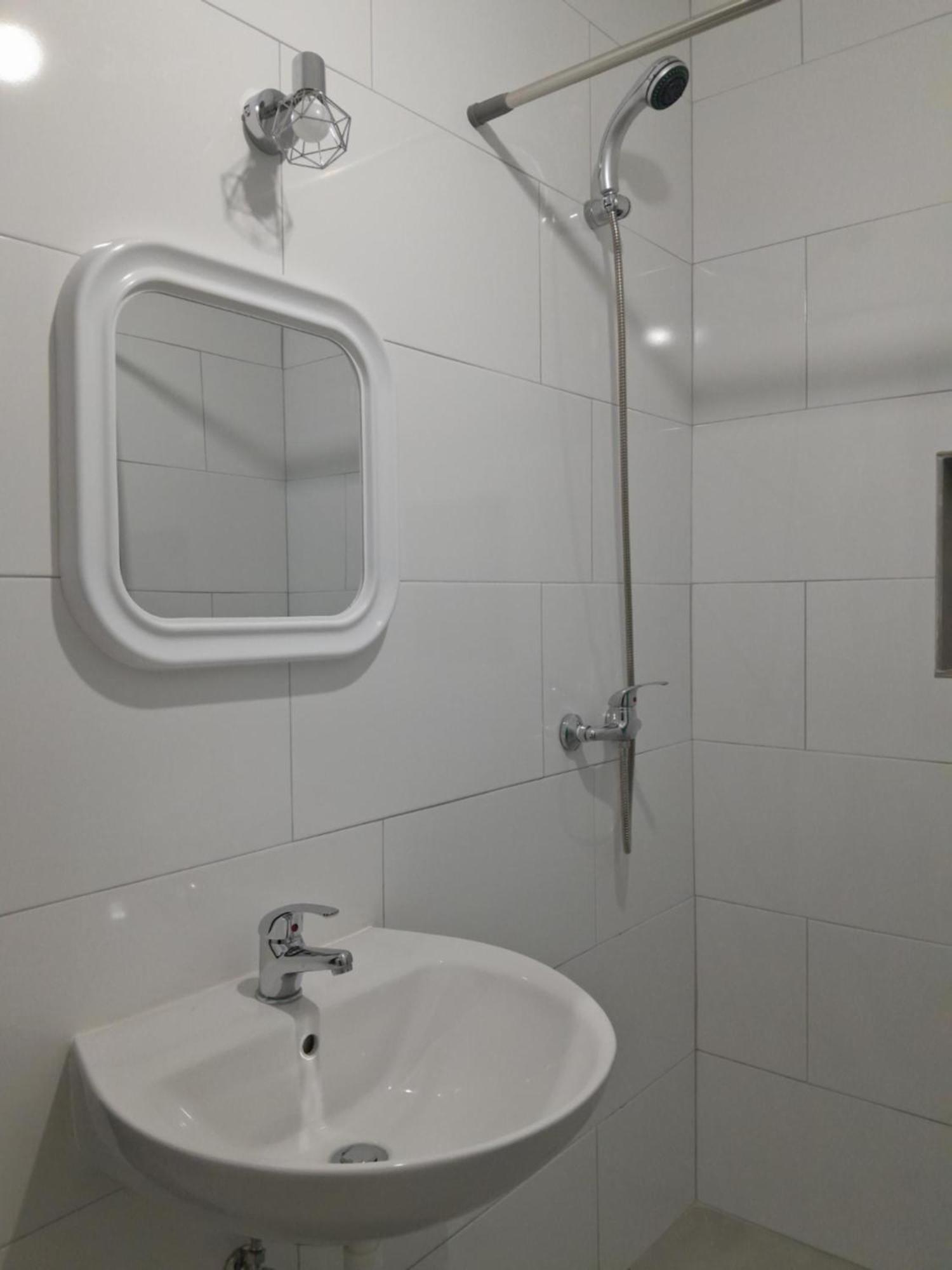 Limestone Sun Suites 斯利马 客房 照片