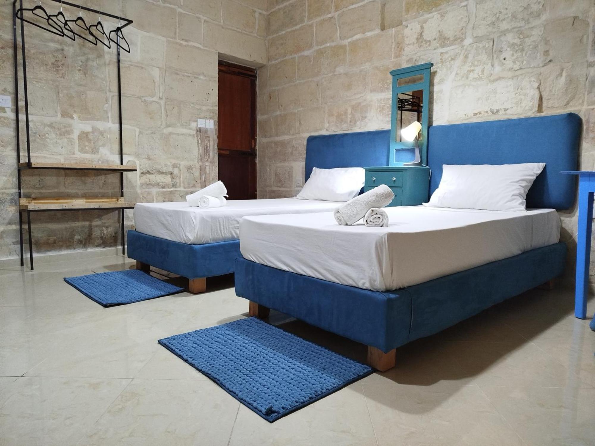 Limestone Sun Suites 斯利马 客房 照片